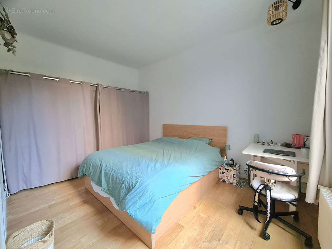 Appartement à FONTENAY-SOUS-BOIS