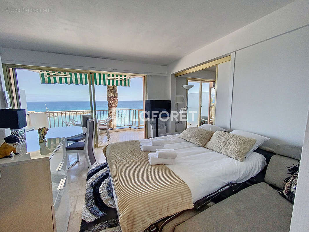 Appartement à ROQUEBRUNE-CAP-MARTIN