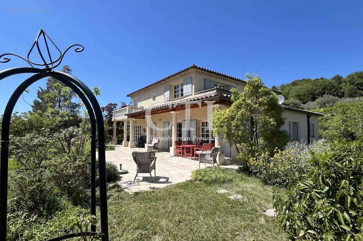 Maison à VAISON-LA-ROMAINE