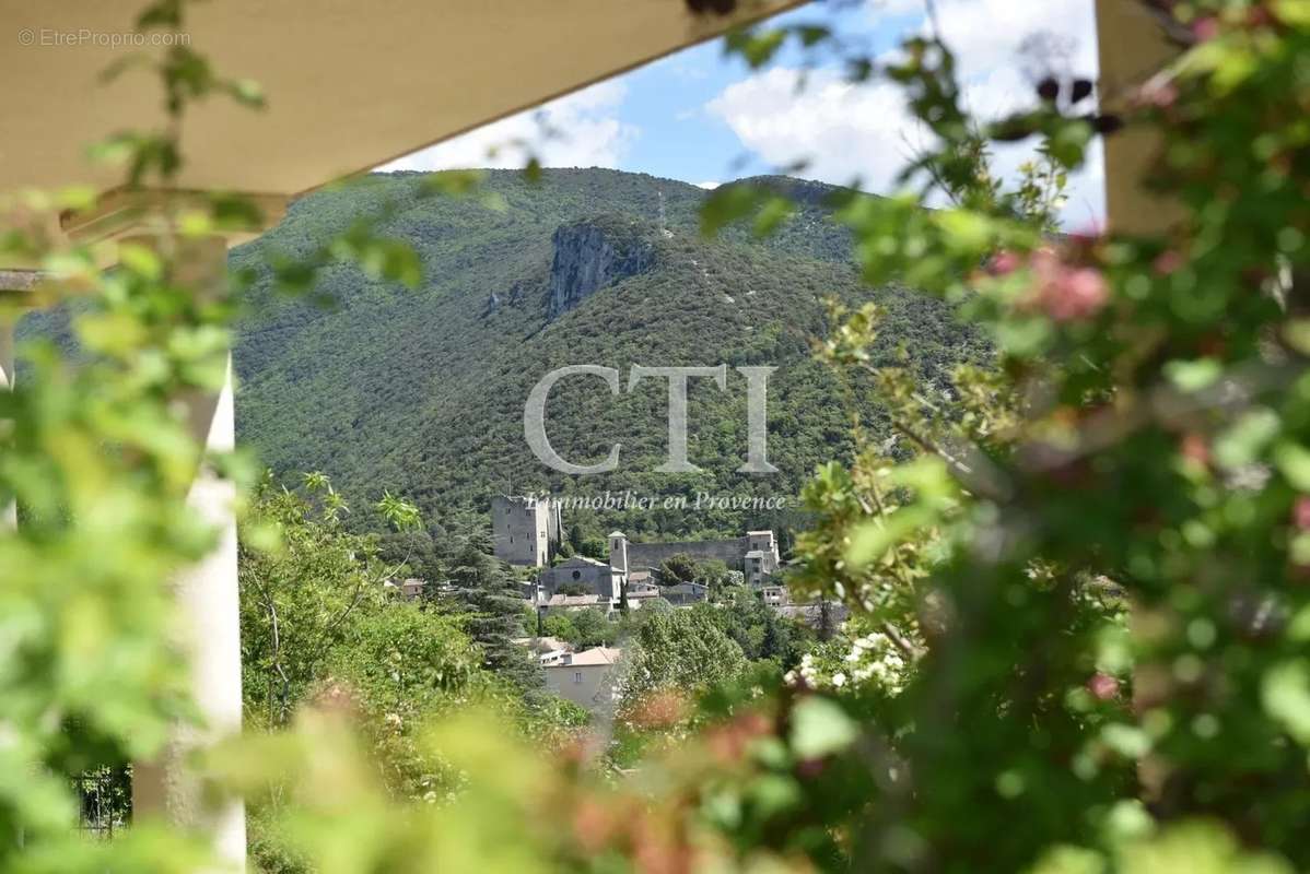 Maison à VAISON-LA-ROMAINE