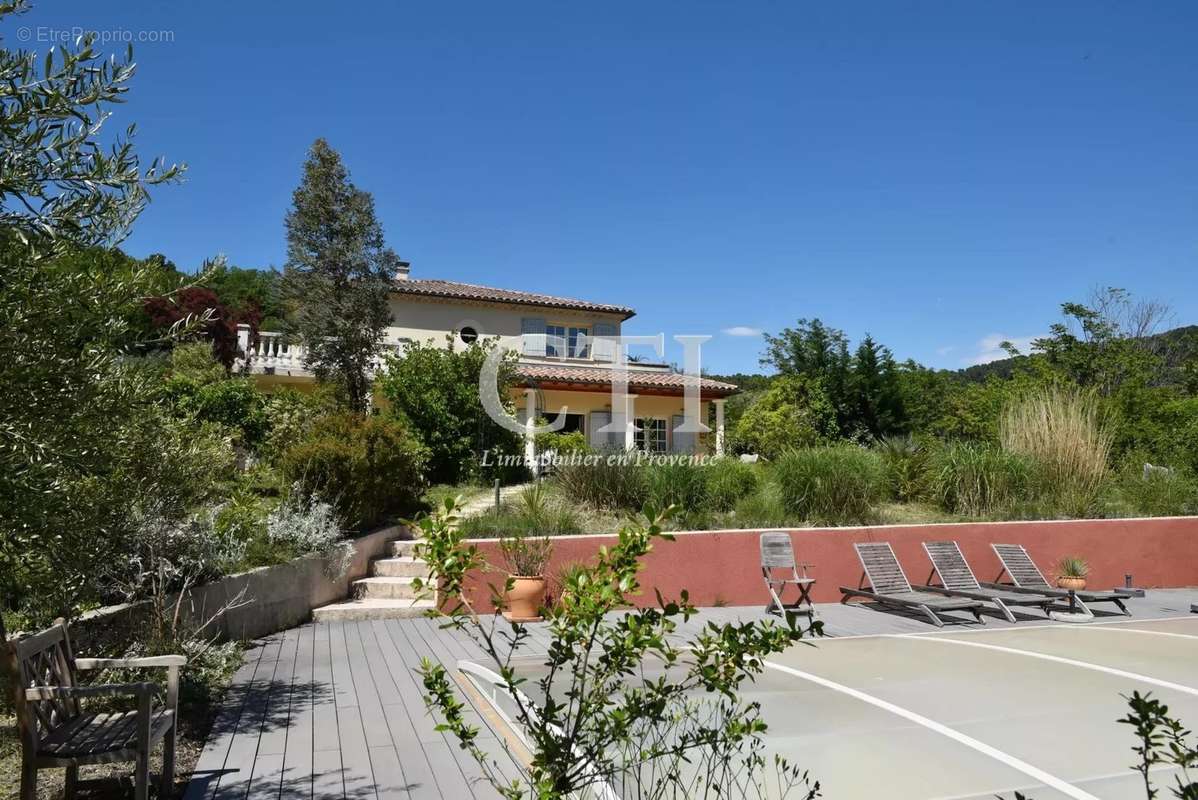 Maison à VAISON-LA-ROMAINE