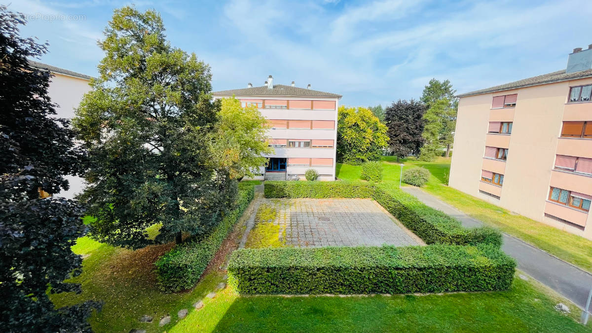 Appartement à SAINT-LOUP-SUR-SEMOUSE