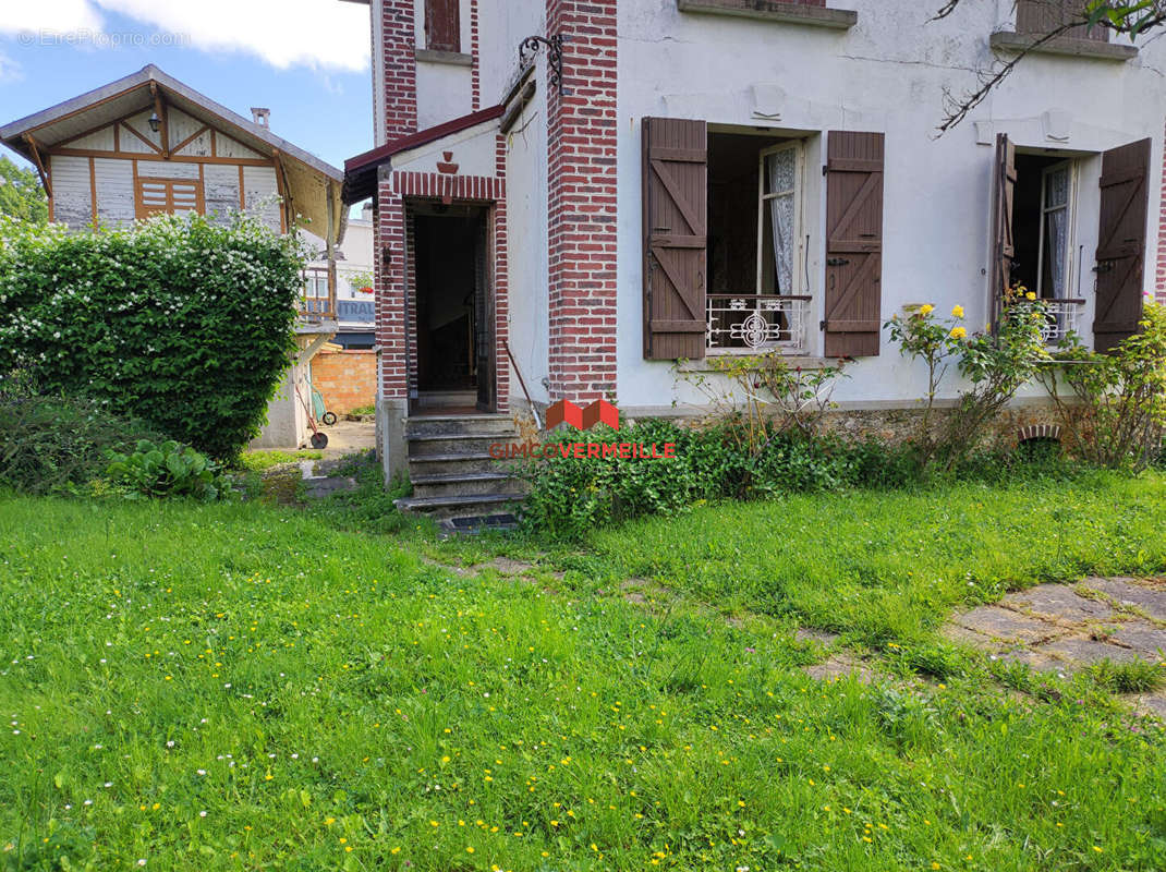 Maison à VAUCRESSON