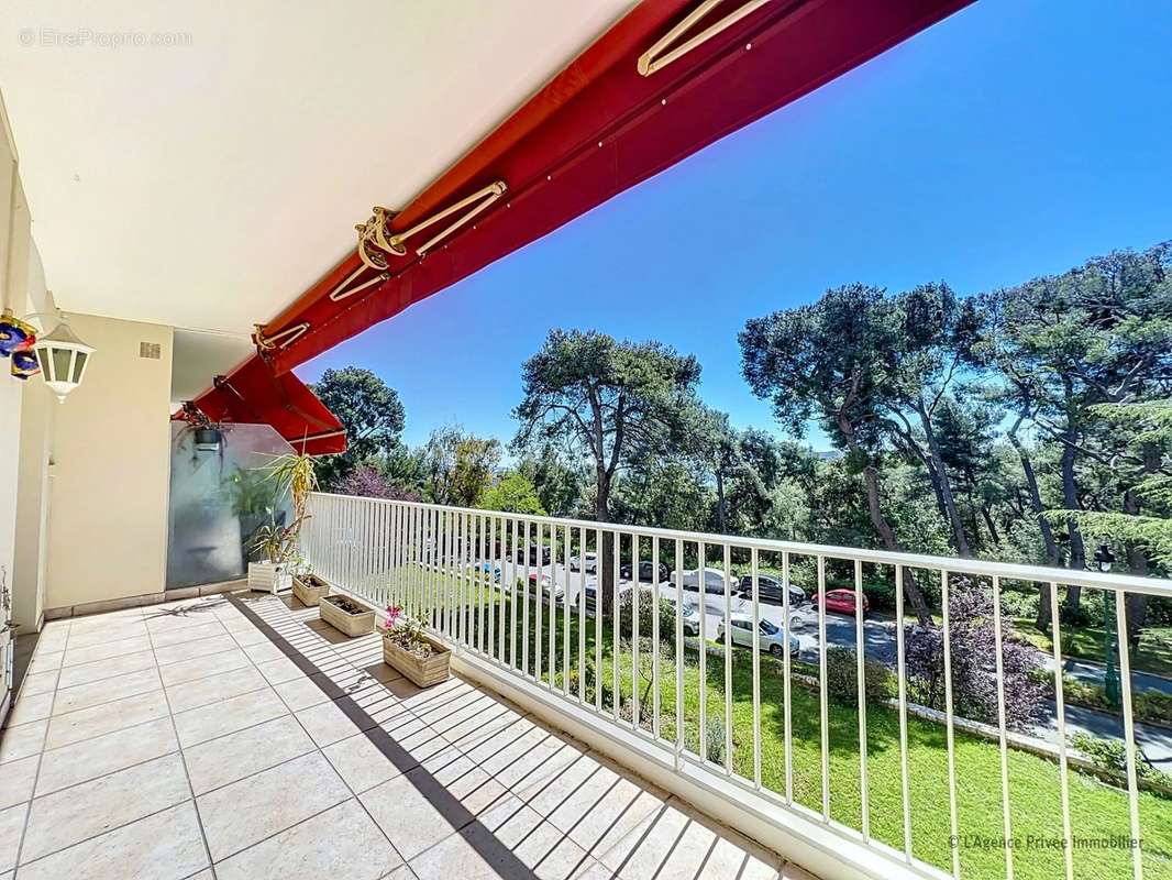 Appartement à CAGNES-SUR-MER