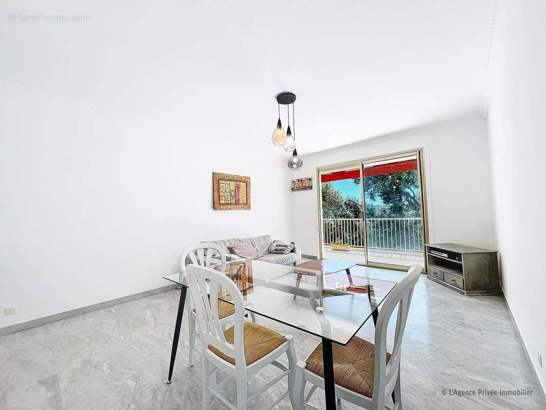 Appartement à CAGNES-SUR-MER