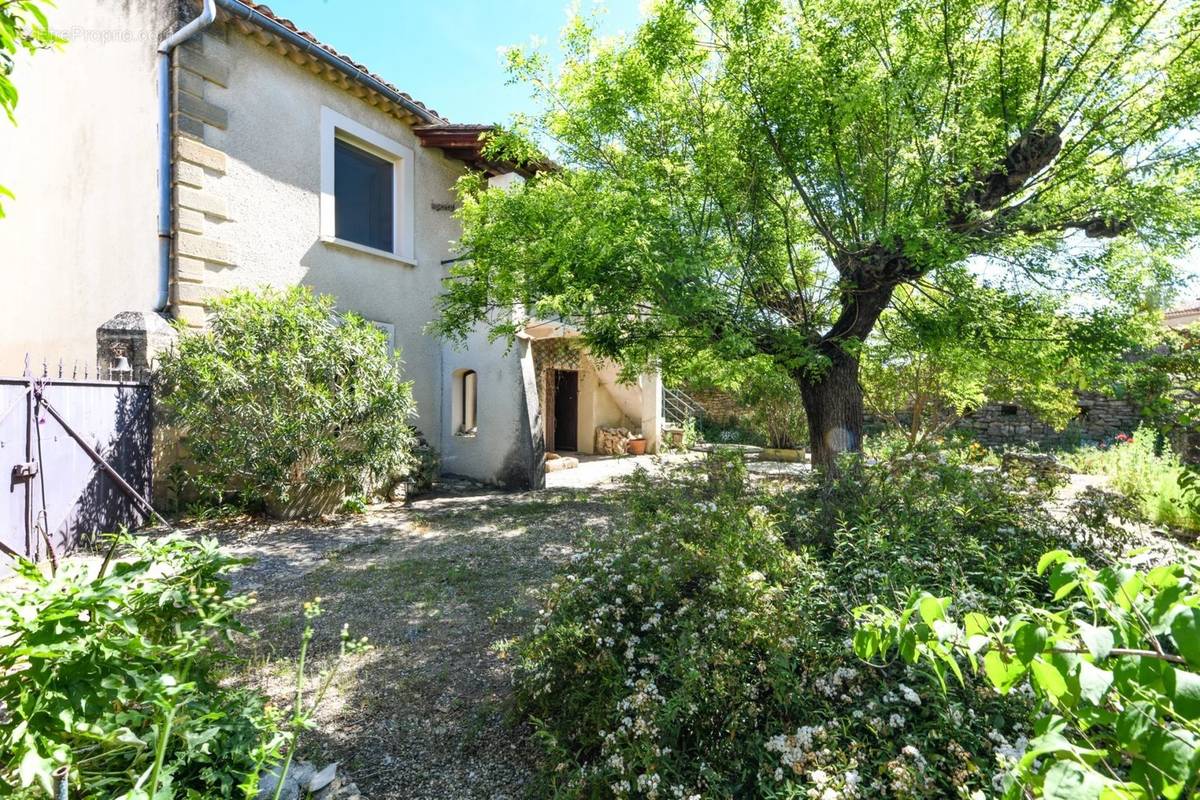 Maison à UZES