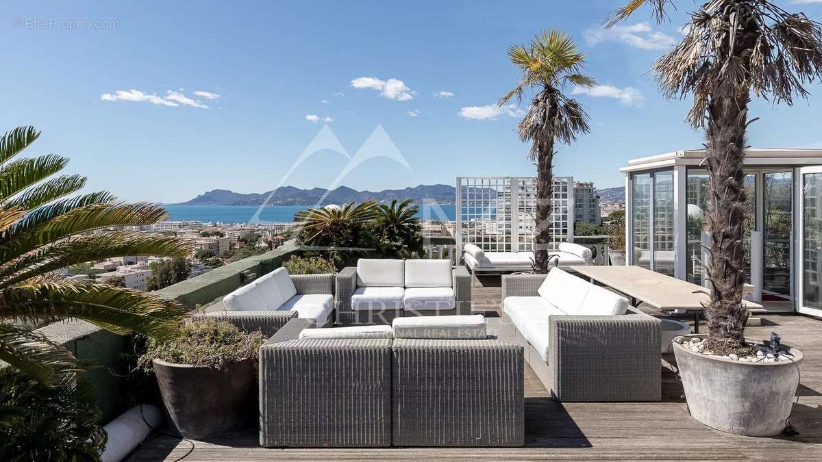 Appartement à CANNES