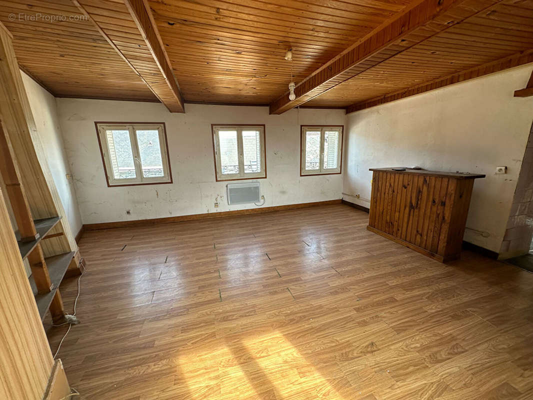 Appartement à CHAUNY