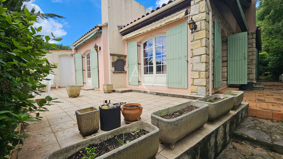 Maison à NIMES