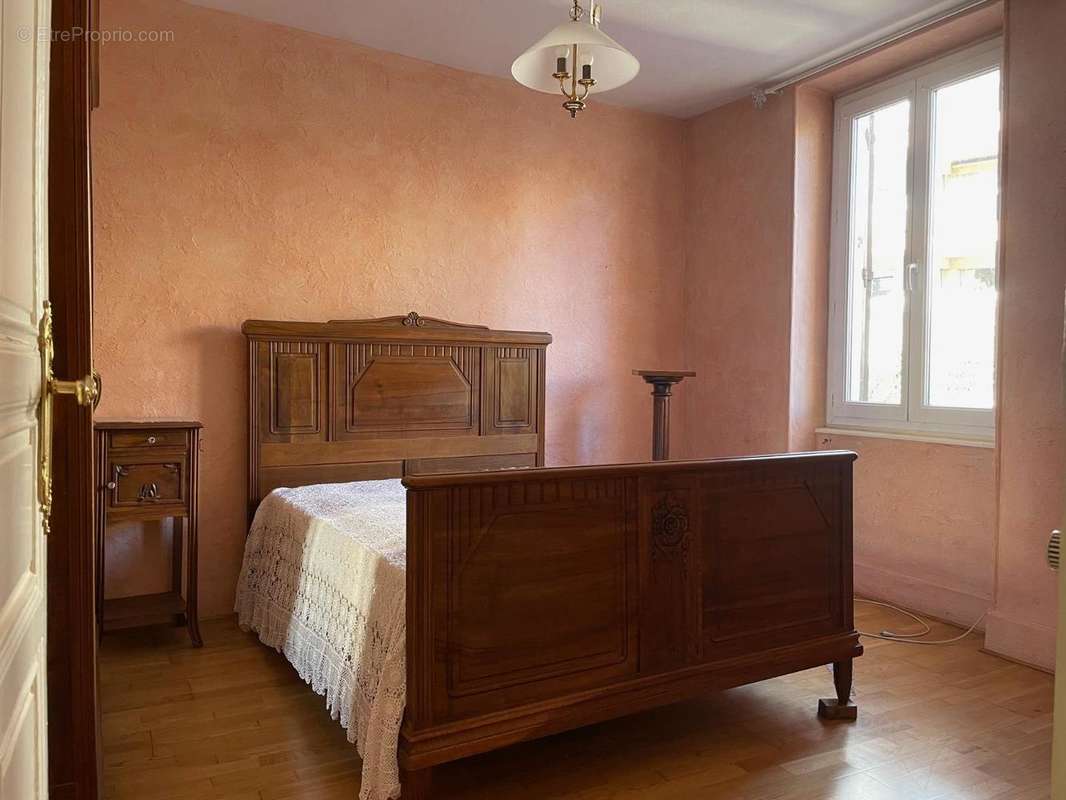   - Appartement à AUBENAS