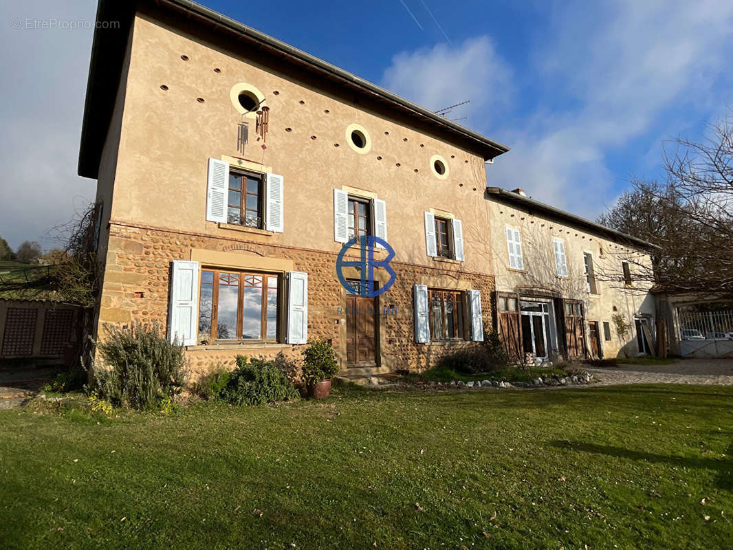 Maison à LA COTE-SAINT-ANDRE