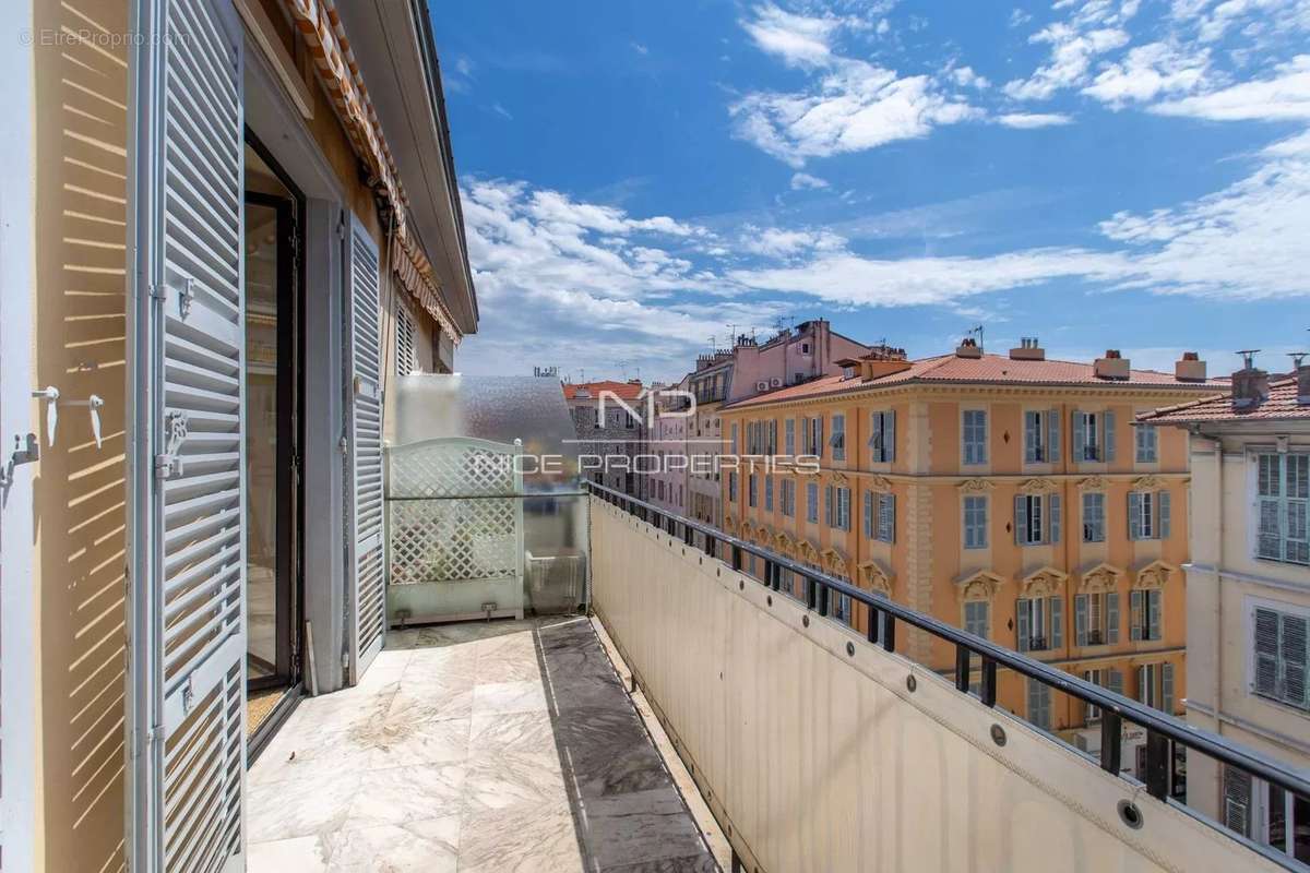 Appartement à NICE