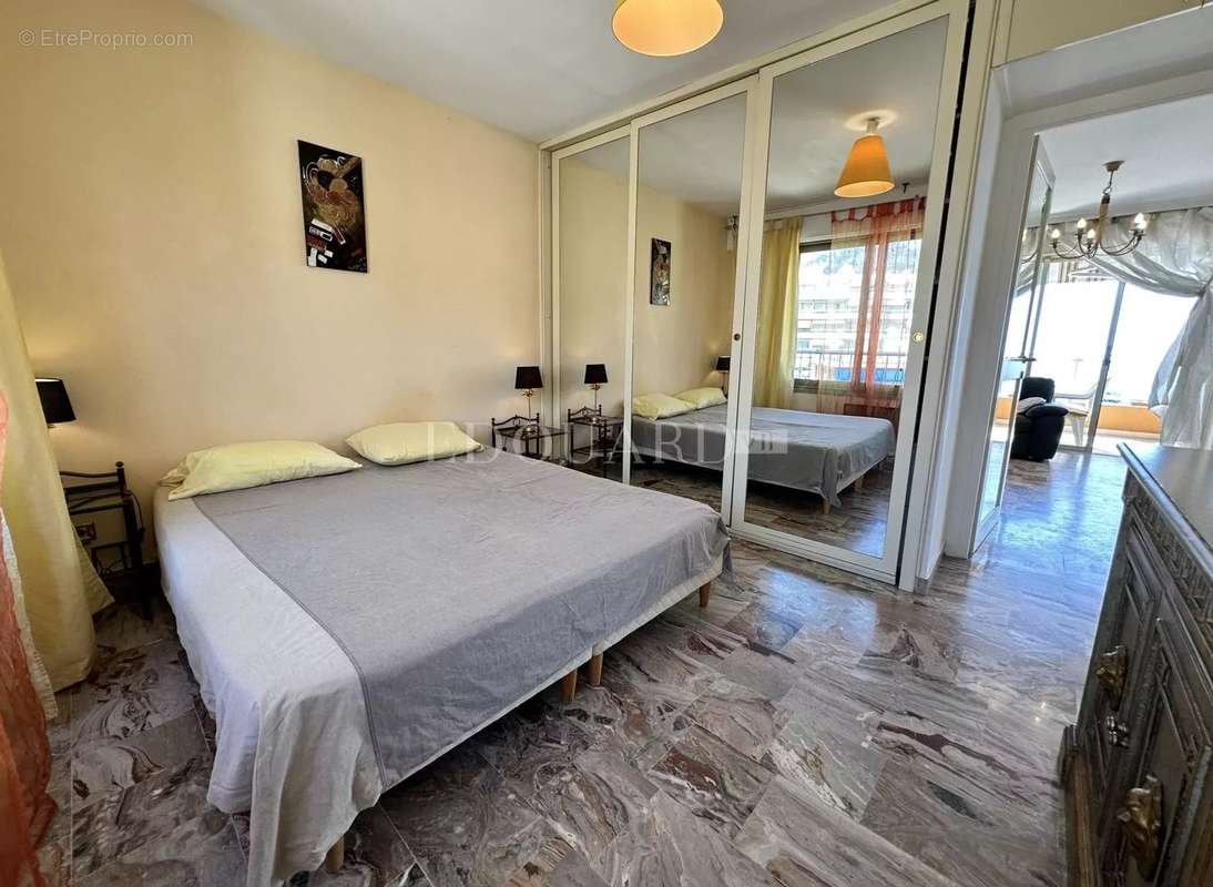 Appartement à ROQUEBRUNE-CAP-MARTIN