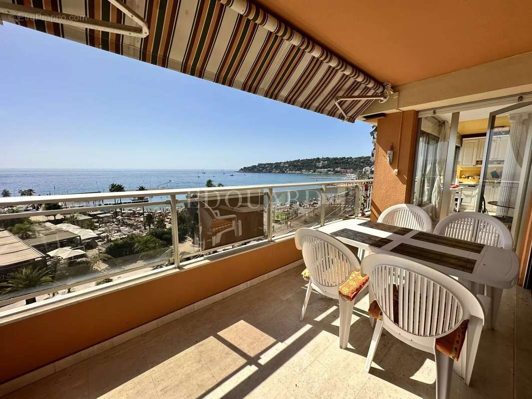 Appartement à ROQUEBRUNE-CAP-MARTIN