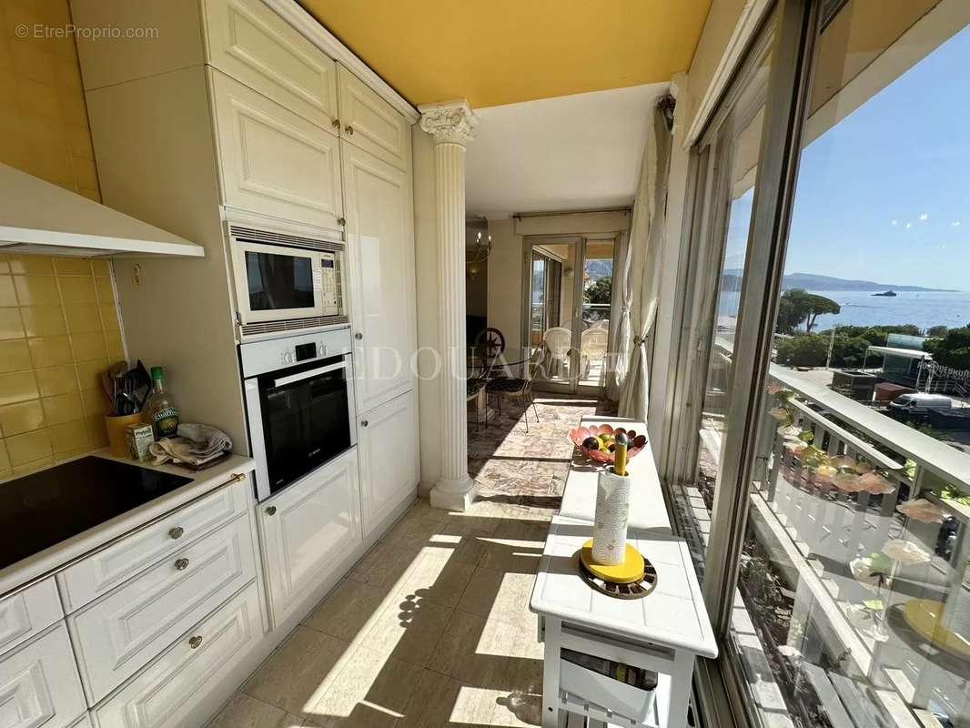 Appartement à ROQUEBRUNE-CAP-MARTIN