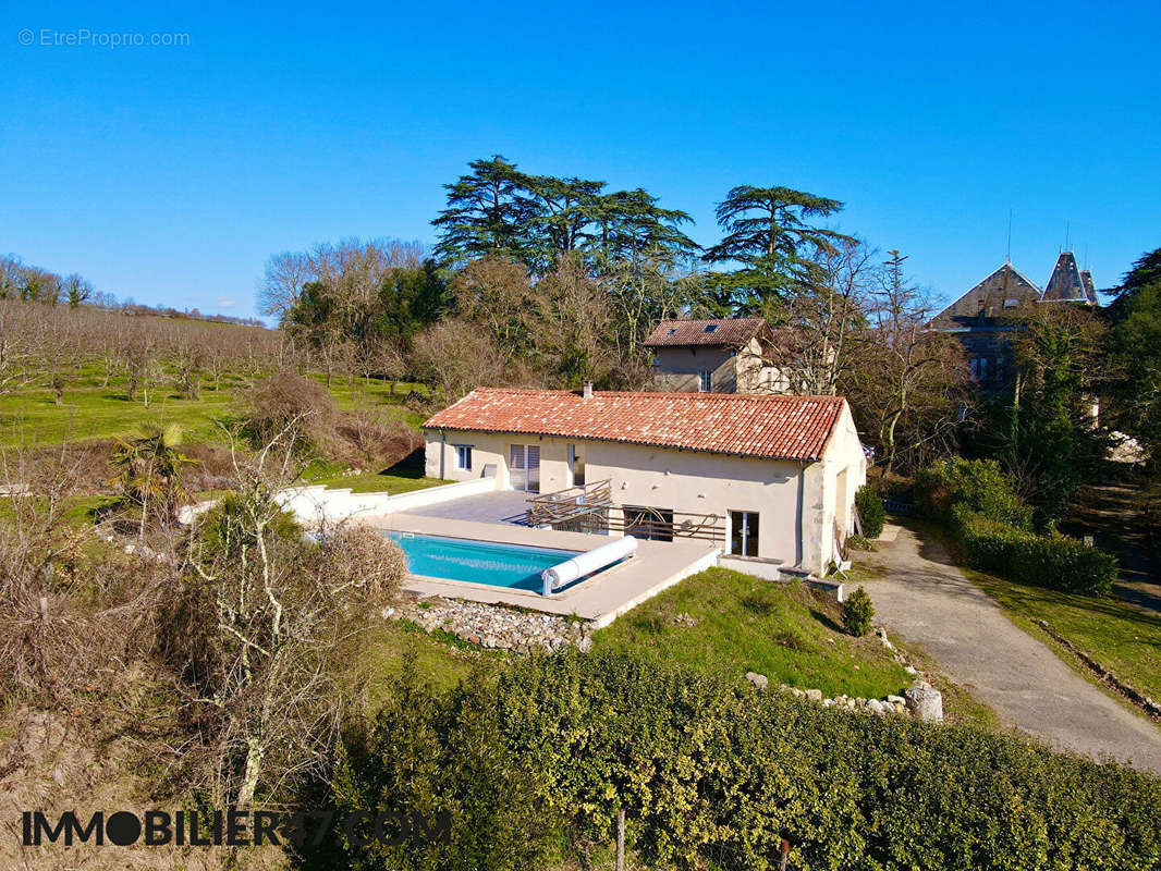 Maison à COLAYRAC-SAINT-CIRQ