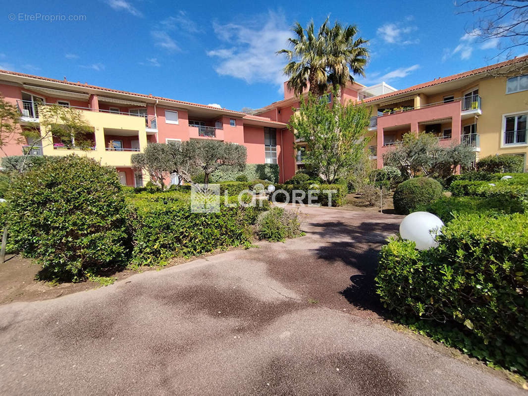 Appartement à FREJUS