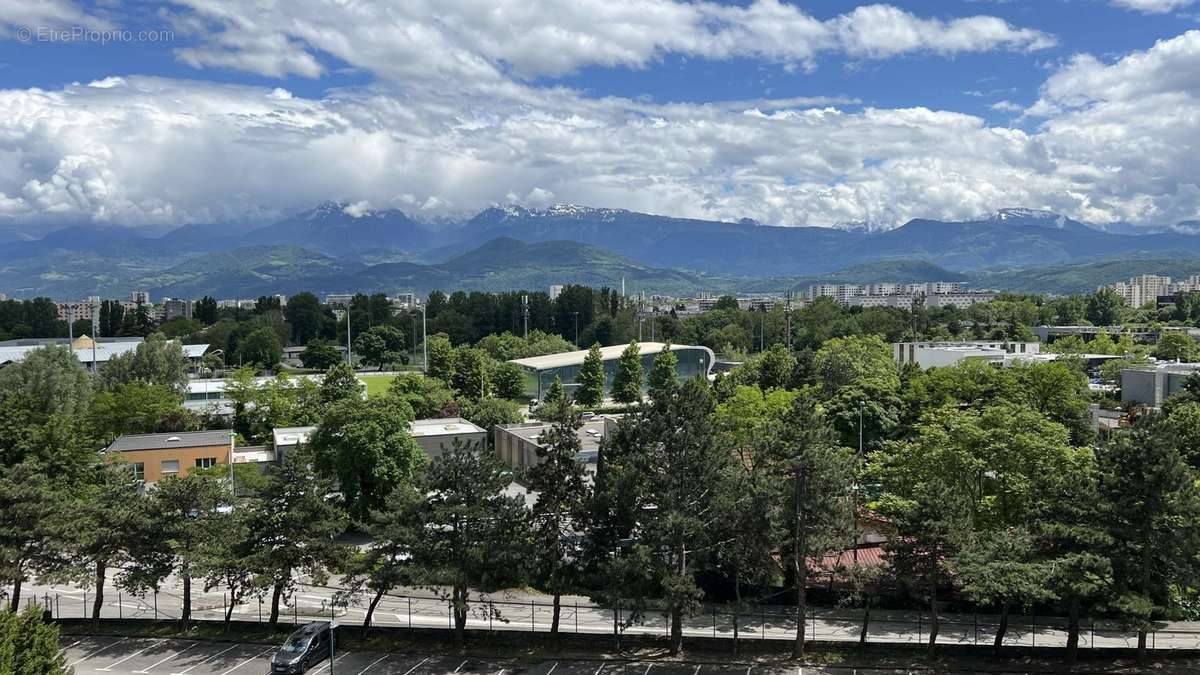 Appartement à SEYSSINET-PARISET