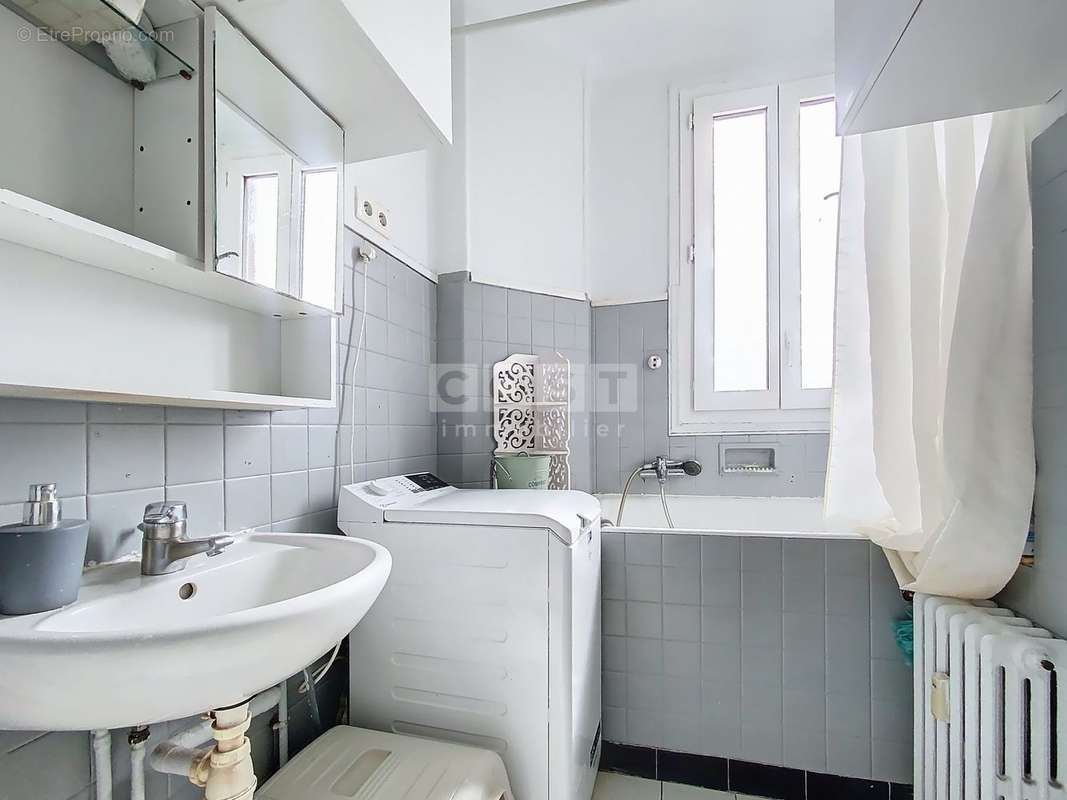 Appartement à ASNIERES-SUR-SEINE