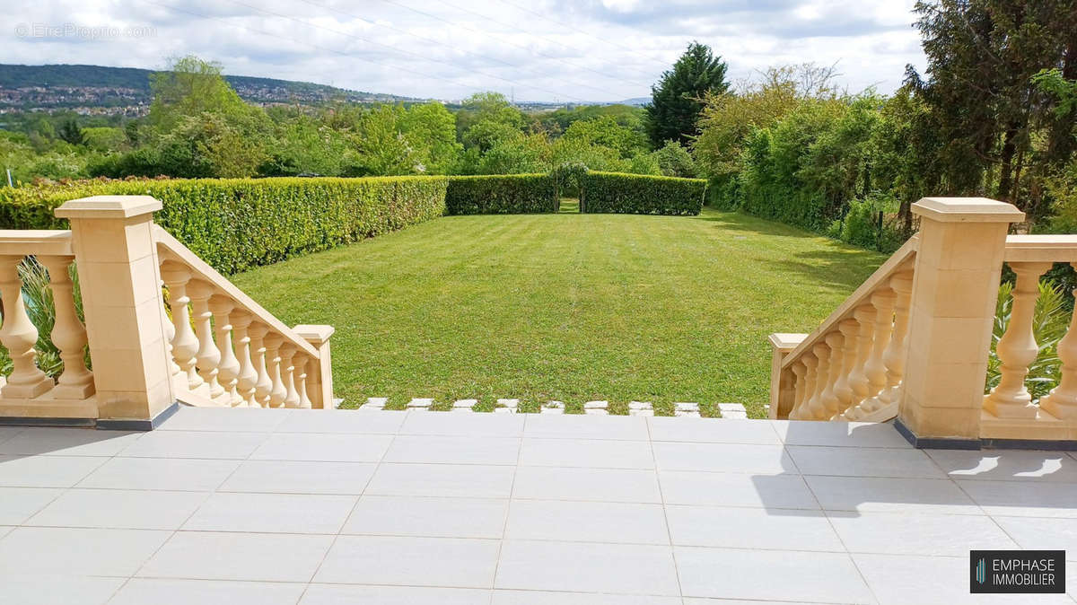 Maison à VILLENNES-SUR-SEINE