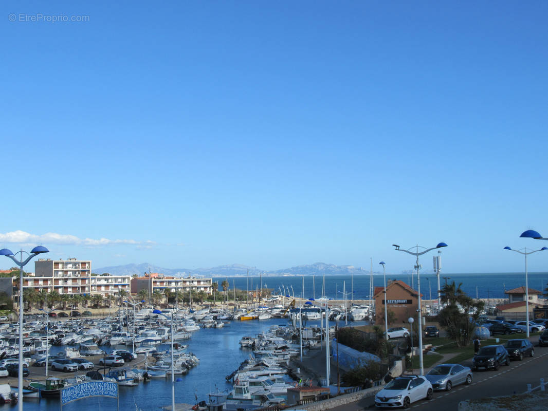 Appartement à SAUSSET-LES-PINS