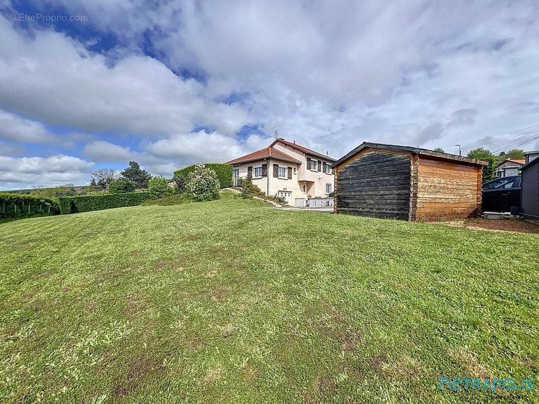 Maison à LES SAUVAGES