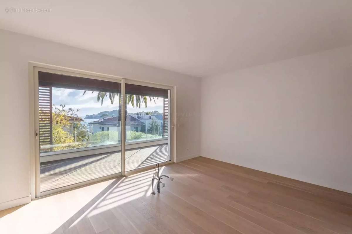 Appartement à SAINT-JEAN-CAP-FERRAT