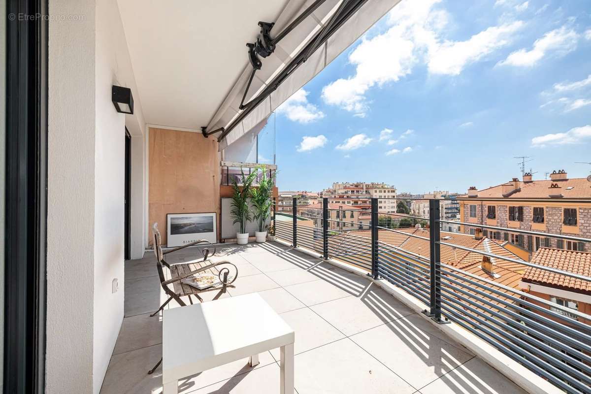 Appartement à MENTON