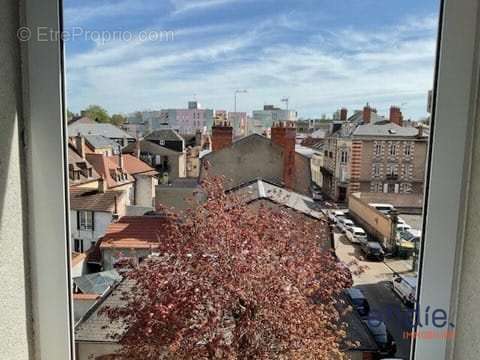 Appartement à MOULINS