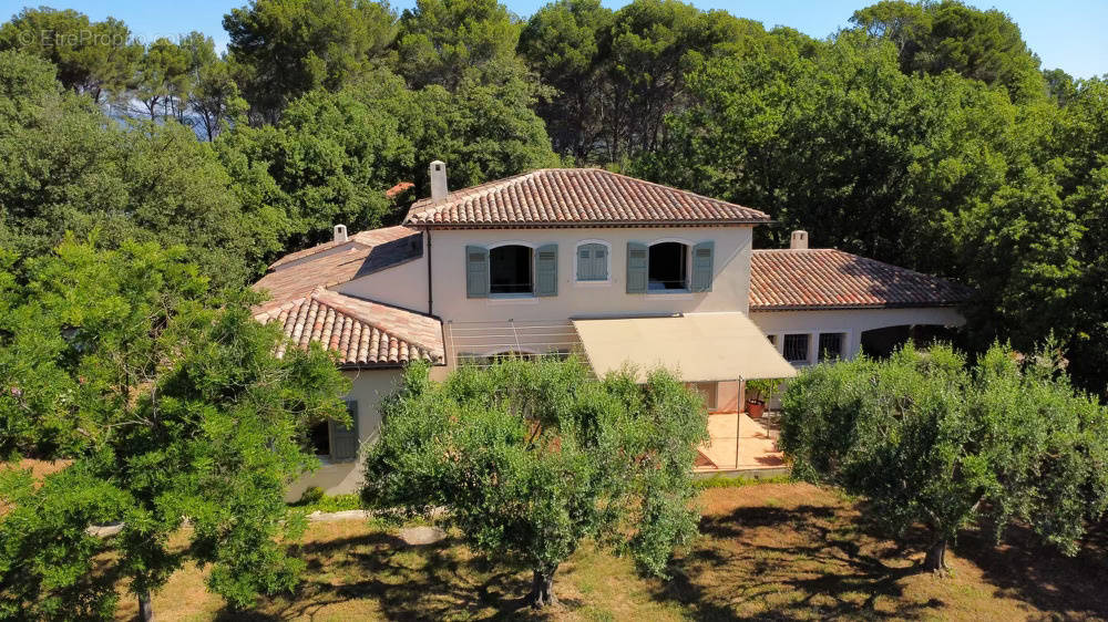 Maison à DRAGUIGNAN