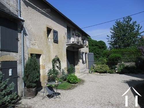 Maison à VEZELAY