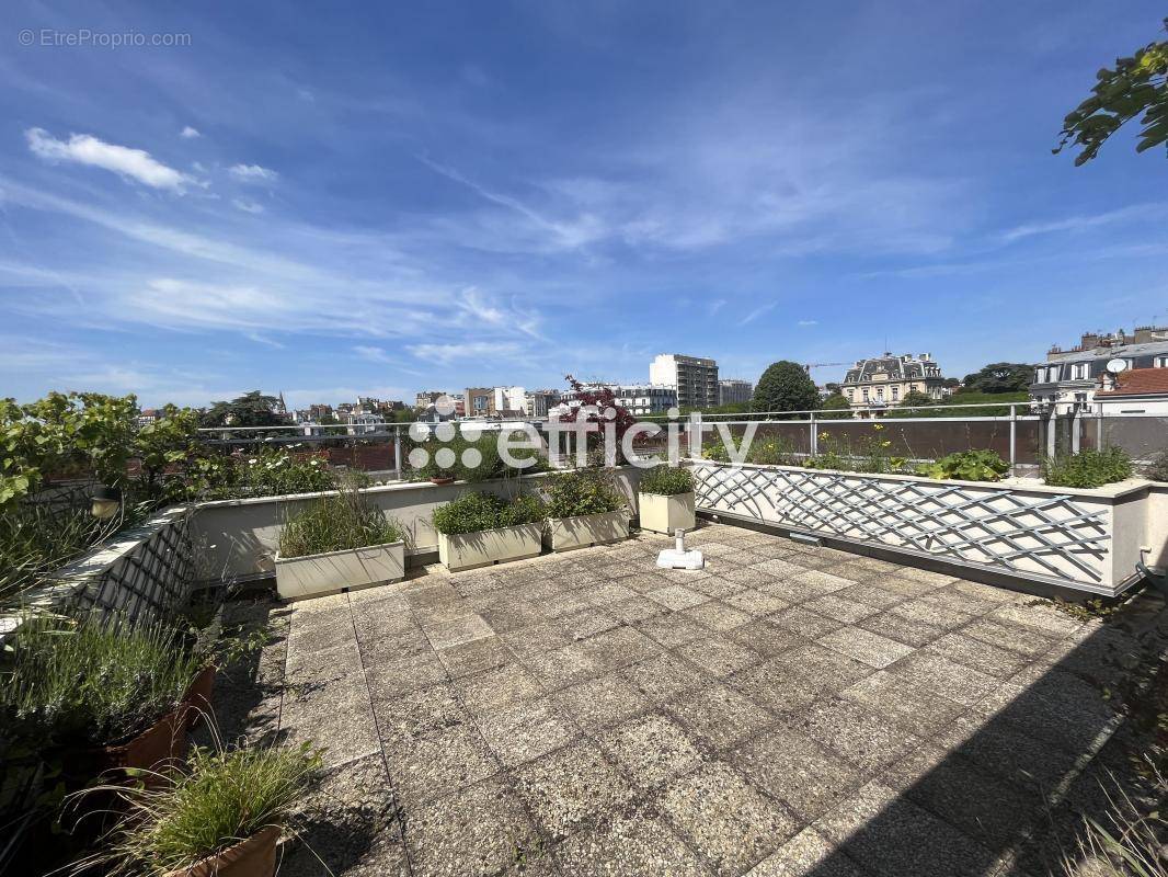 Appartement à NOGENT-SUR-MARNE