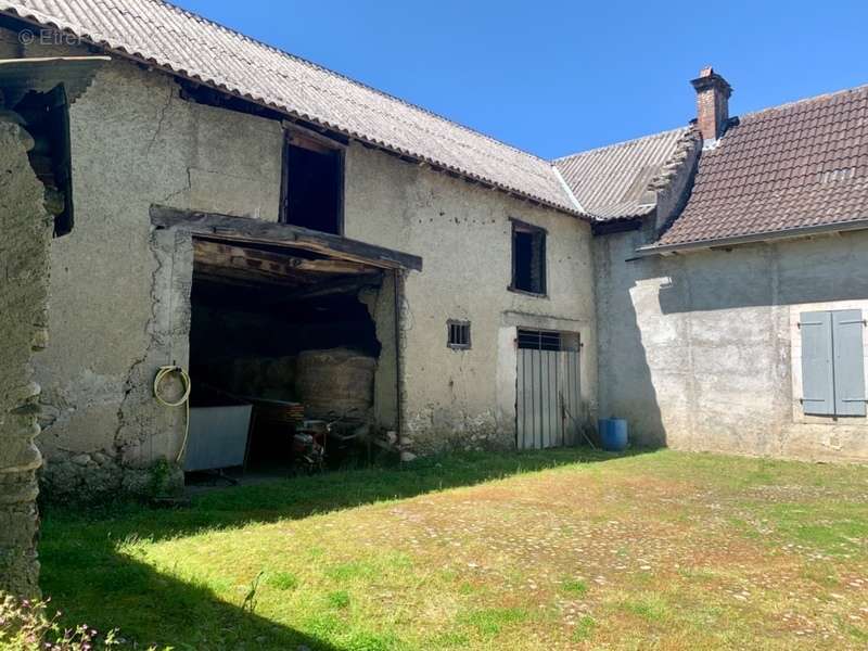 Maison à LALOUBERE