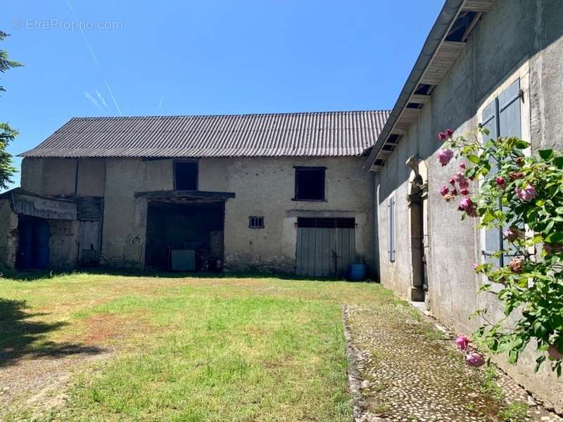 Maison à LALOUBERE