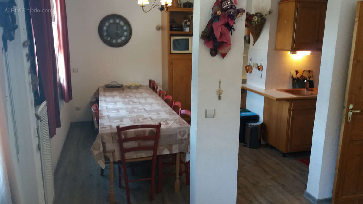 Appartement à AVRIEUX