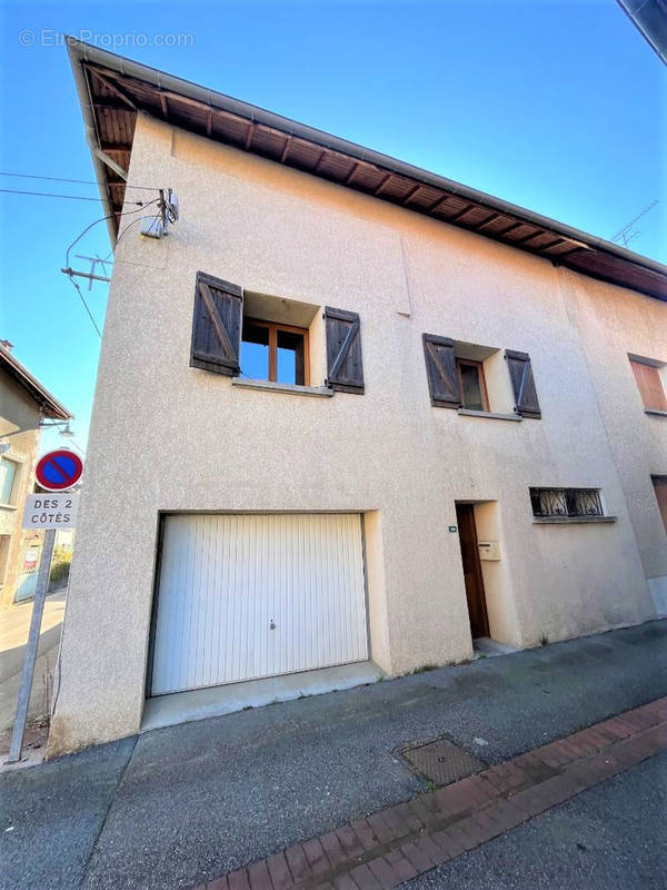 Maison à SAINT-ETIENNE-DE-SAINT-GEOIRS