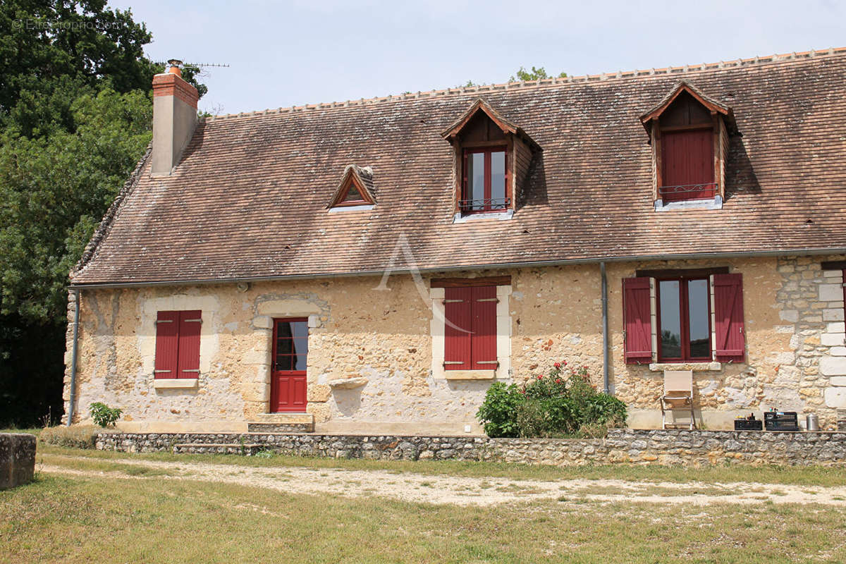 Maison à REIGNAC-SUR-INDRE