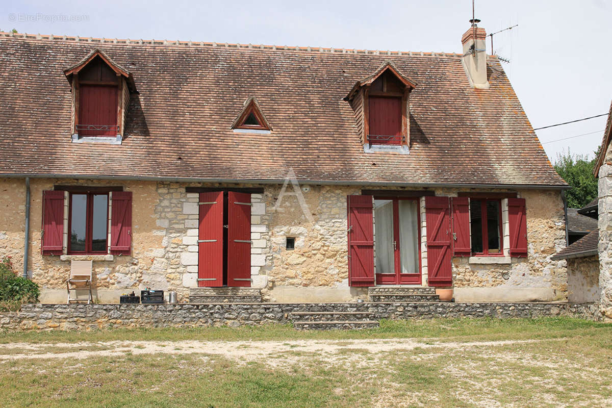 Maison à REIGNAC-SUR-INDRE