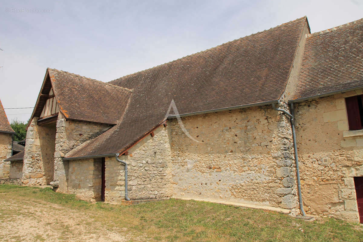 Maison à REIGNAC-SUR-INDRE