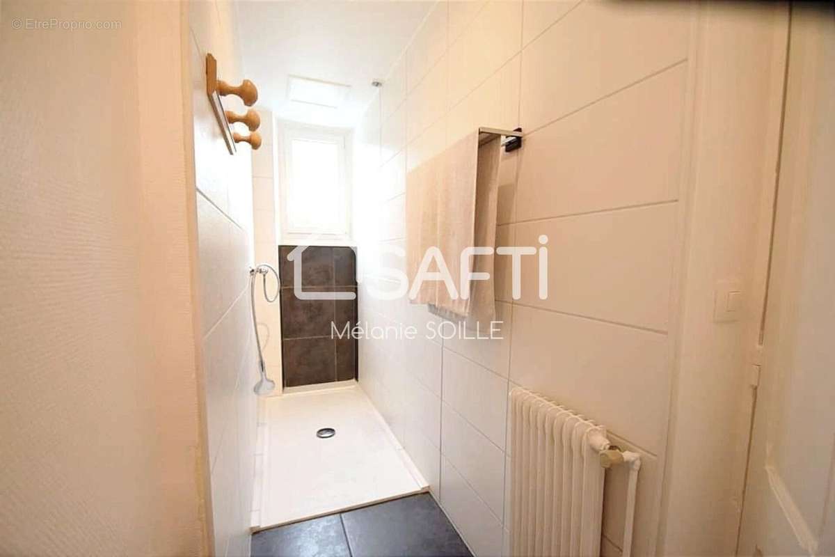 Photo 3 - Appartement à SAINT-JUST-SAINT-RAMBERT