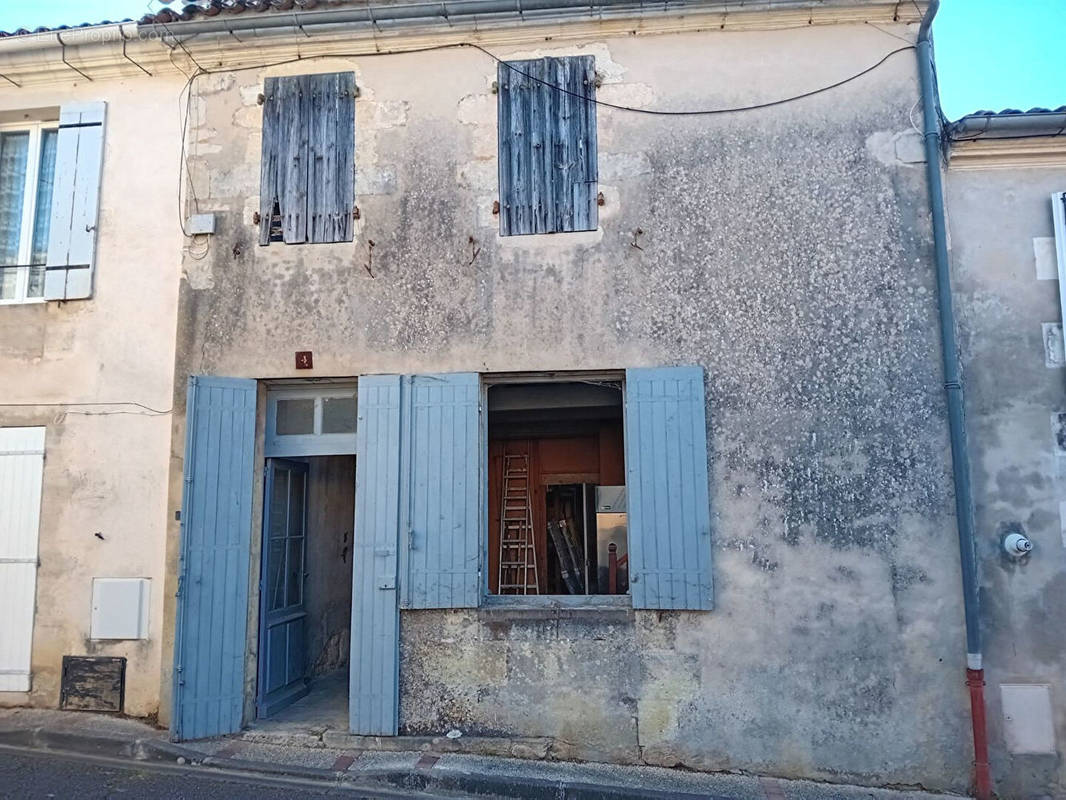 Maison à BLAYE