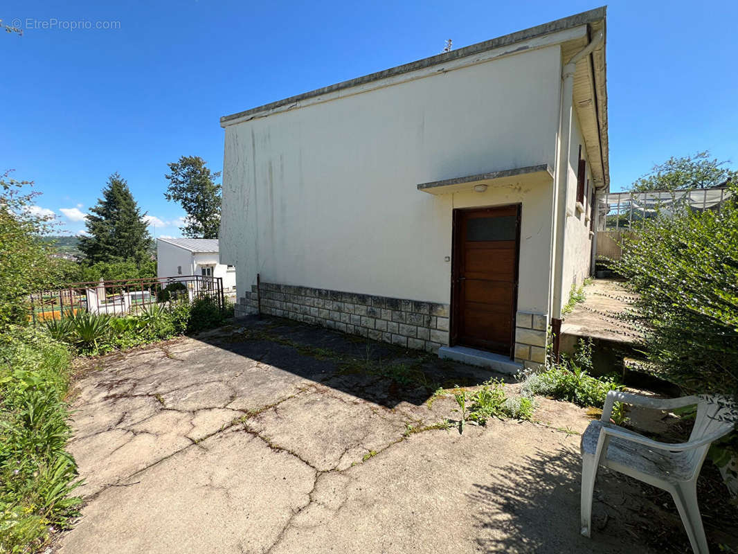 Maison à MONTLUCON