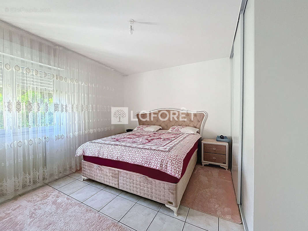 Appartement à BEZIERS