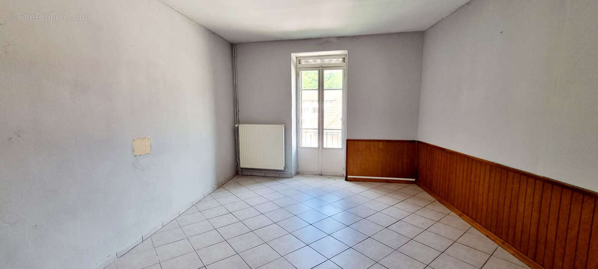 Appartement à TENAY