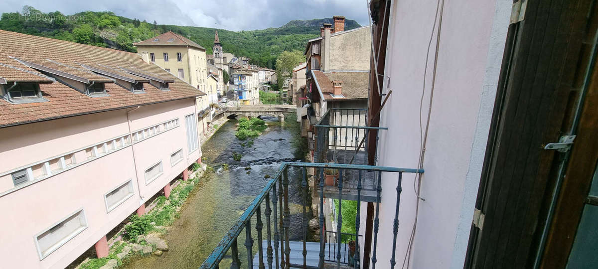 Appartement à TENAY