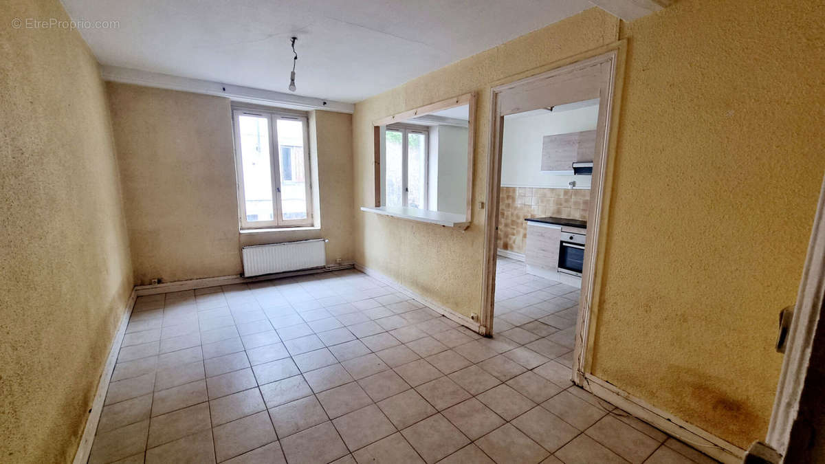 Appartement à TENAY