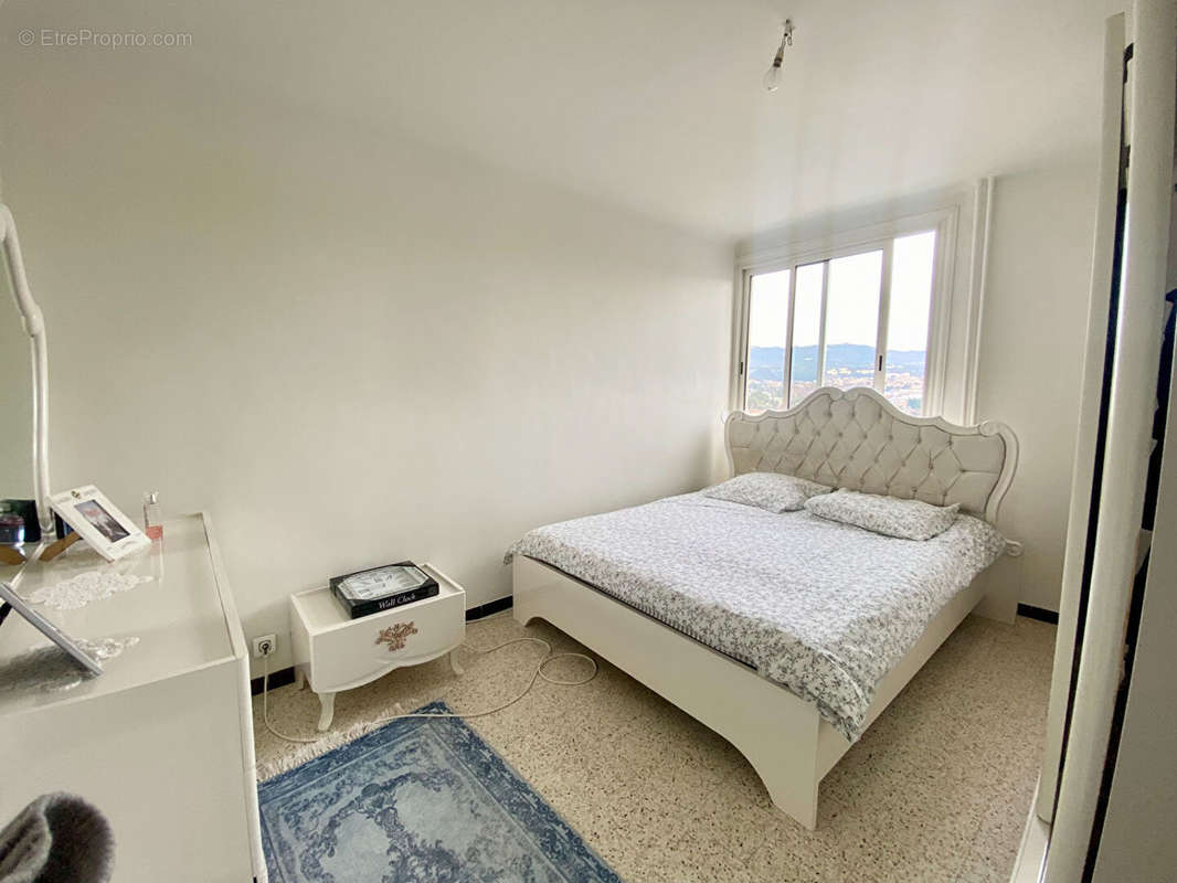 Appartement à MARSEILLE-13E