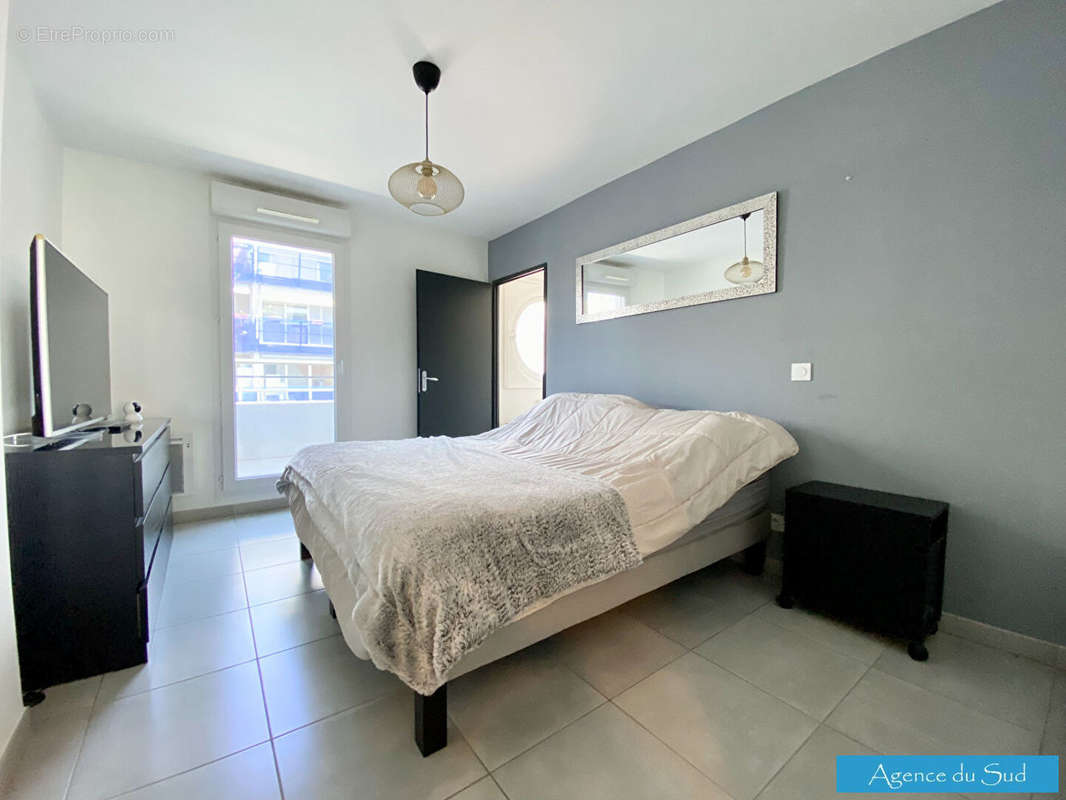 Appartement à MARSEILLE-4E