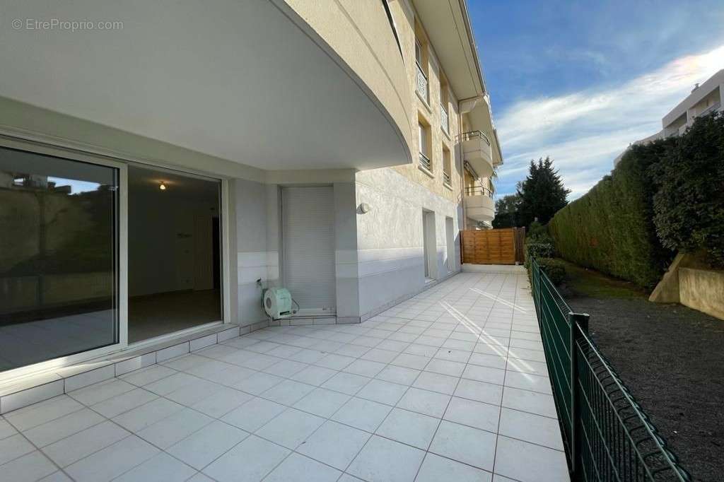 Appartement à FREJUS