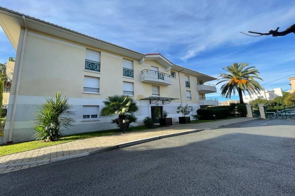 Appartement à FREJUS